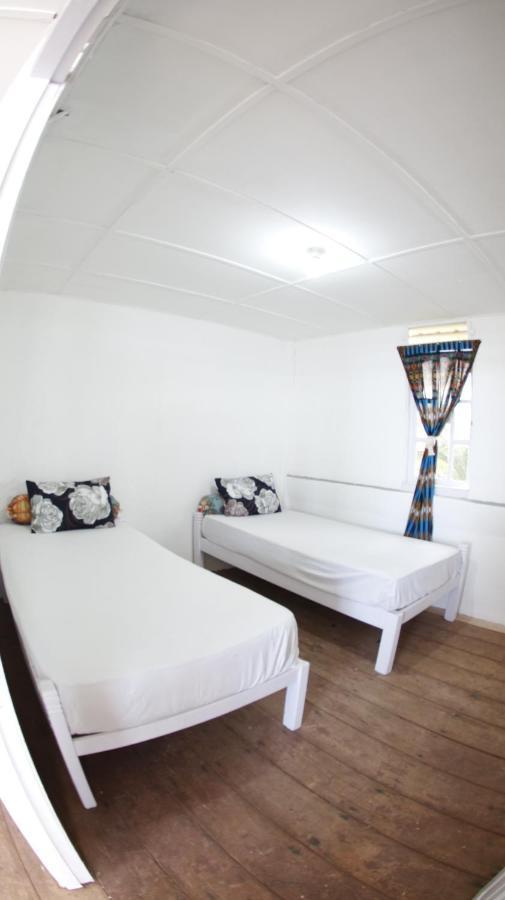 Nias Surf Stay Lagudri Exterior photo